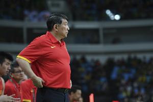 宫鲁鸣：日本队快 外围准 球员能大范围移动 这原来是我们的风格