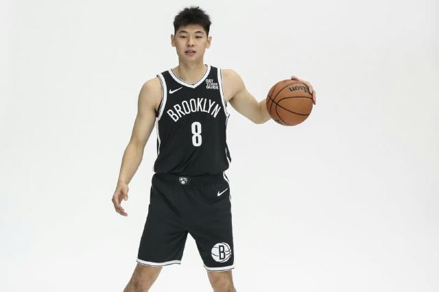九游娱乐APP入口-和天才高中生抢机会 崔永熙感觉NBA季前赛很爽
