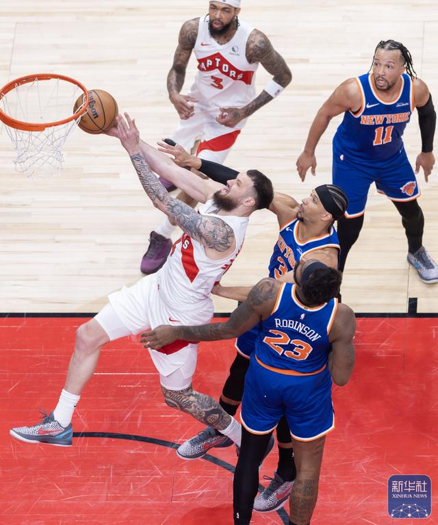 九游娱乐APP入口-篮球 | NBA常规赛:猛龙不敌尼克斯|英格拉姆|篮板球|罗宾逊|布兰登-英格拉姆|迈尔斯·布里奇斯_新浪体育_新浪新闻